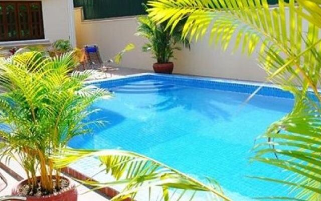 Queen Na Guest House