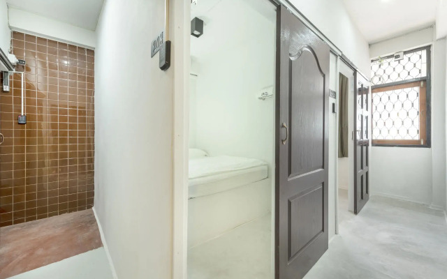 Sloth Hostel