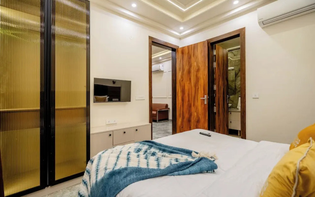 Lime Tree 1BHK Service Apartment Gurgaon