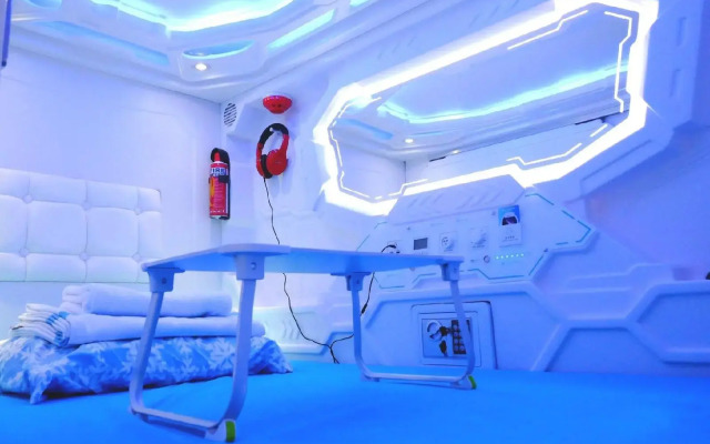 RedDoorz Hostel @ Capsule Inn Medan