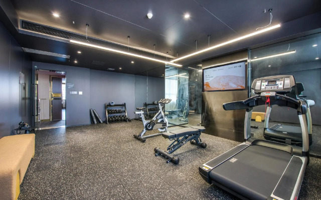 Yangjiang Jiangcheng Junyi Square Atour X Hotel