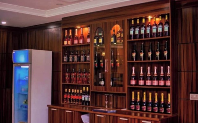Ughelli Wetland Hotel