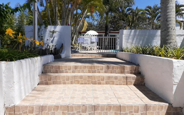 Hostal Blanco Apart-Hotel