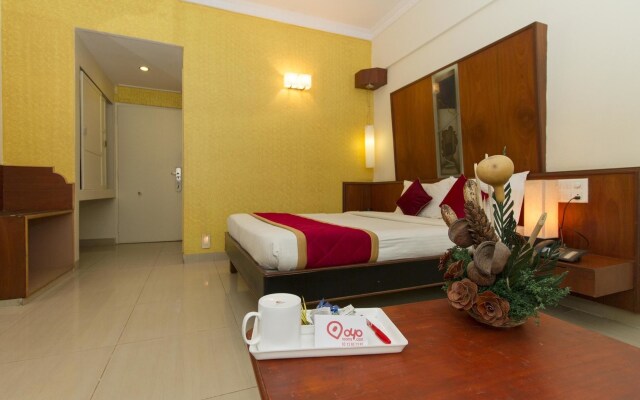 OYO 667 Hotel Vaishnavi Residency