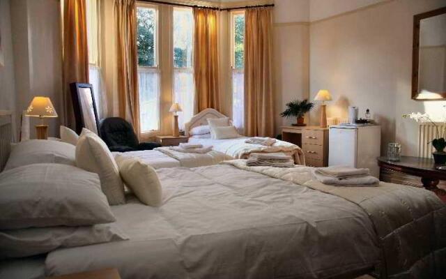 Ullet Suites