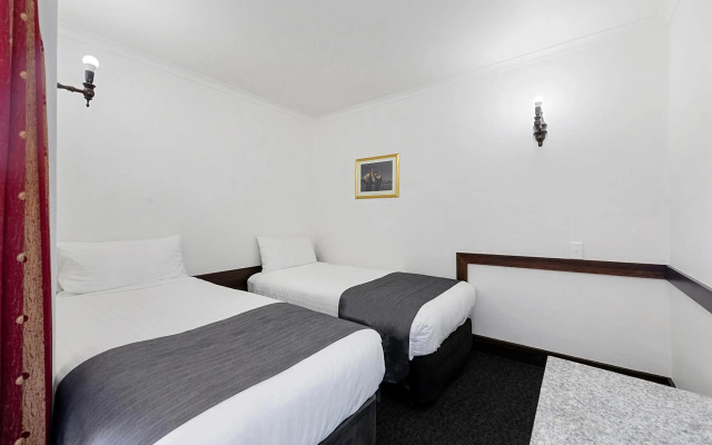 Quality Hotel Colonial Launceston