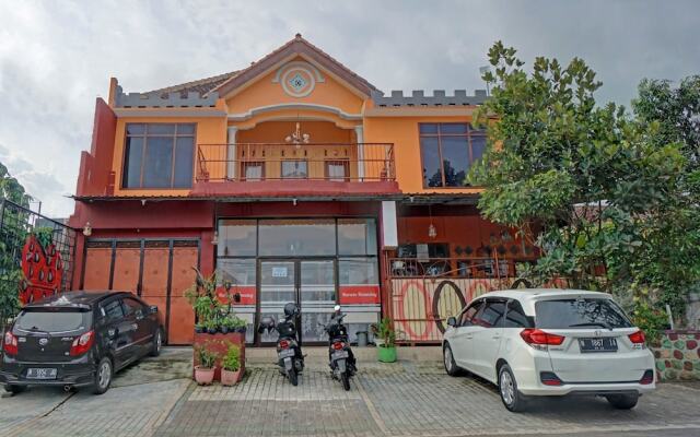Hotel O Harwin Homestay