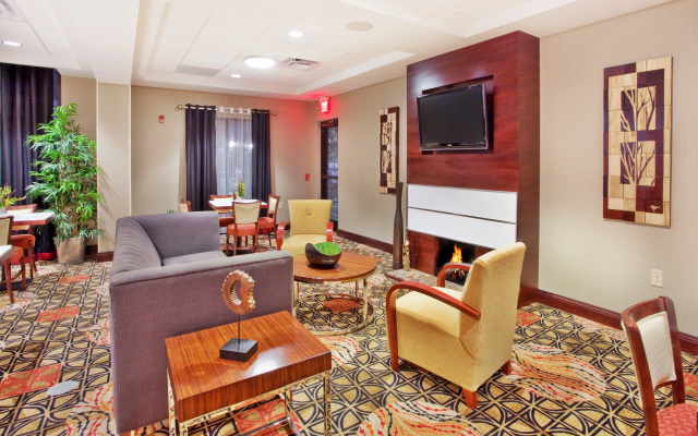 Holiday Inn Express Hotel & Suites Atlanta-Cumming by IHG