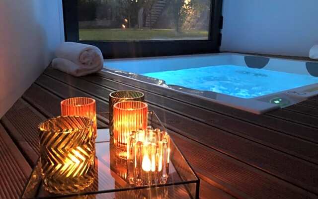 Portovella Lodges & Bungalows
