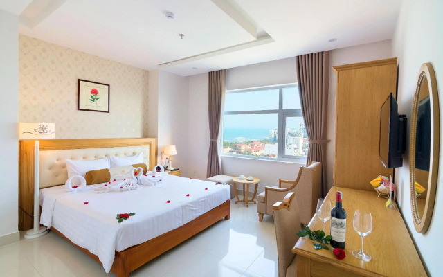 Royal Family Hotel Da Nang