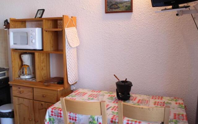 Appartement Risoul, 1 pièce, 4 personnes - FR-1-330-512