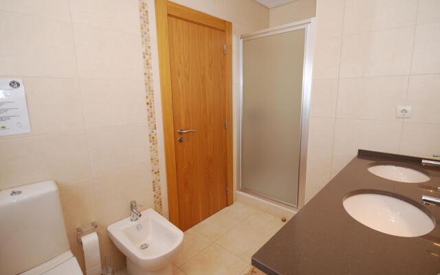 Spacious villa in Albufeira with private pool