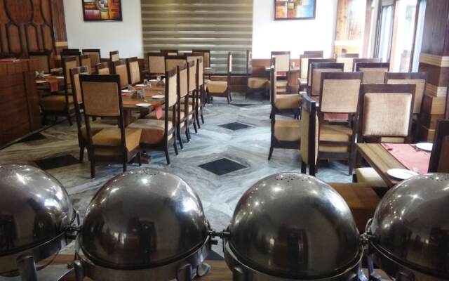Hotel Imperial Heights Resort