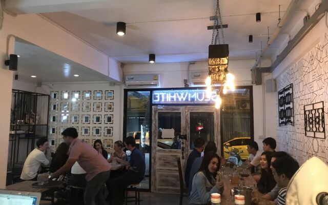 Slumwhite Hostel