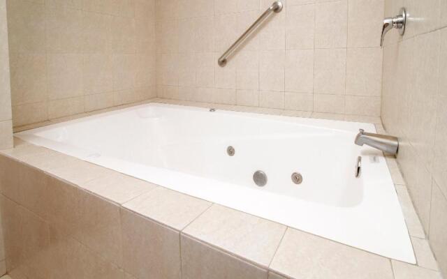 Holiday Inn Express Hotel & Suites Irapuato