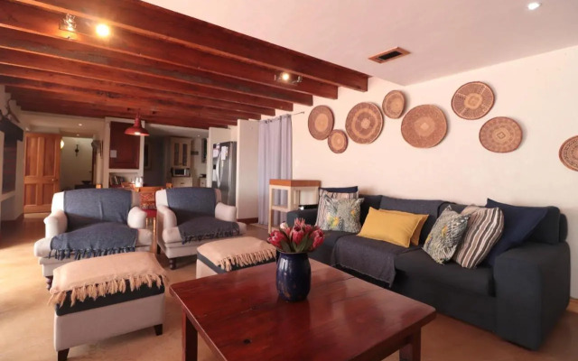 Sea Pearl Holiday Home