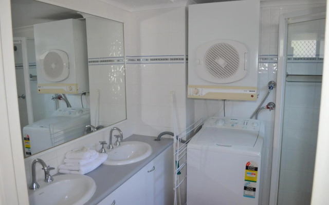 Enderley Gardens Resort