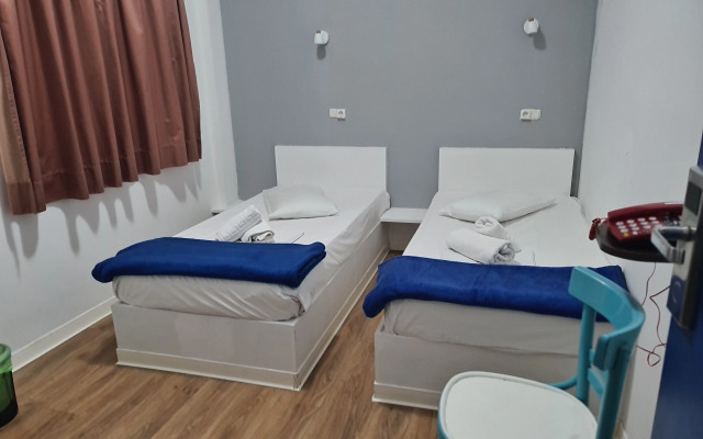 Sparta Team Hotel - Hostel