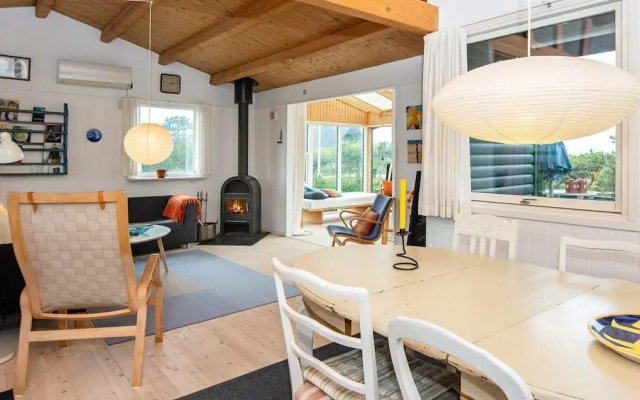 6 Person Holiday Home in Glesborg