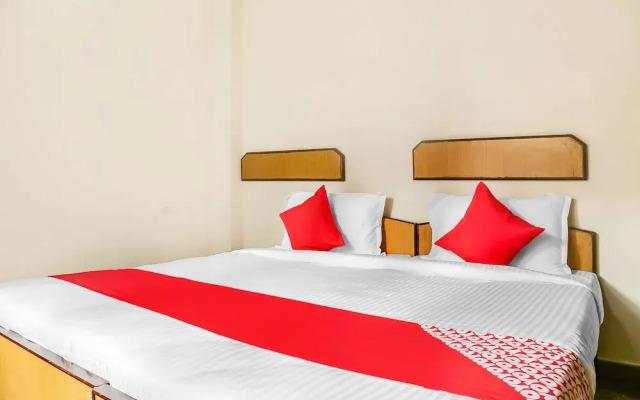 OYO 47645 Hotel Sai Vinayak Boarding And Lodging