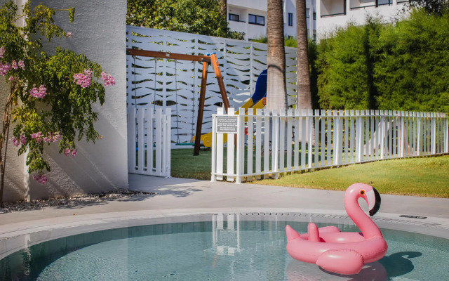 Nissi Park Hotel
