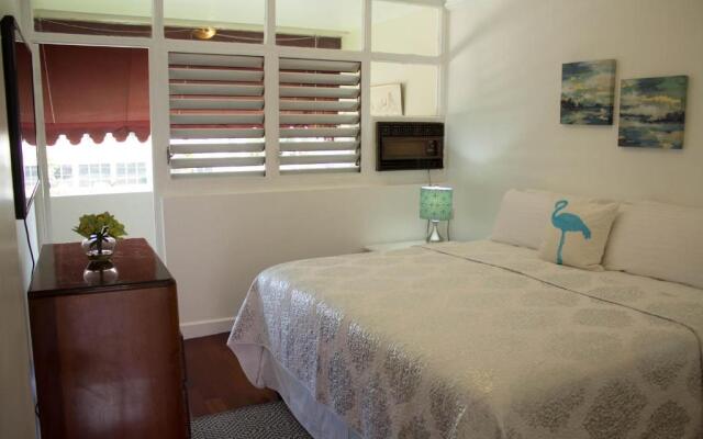 Kingston Luxury Condo Apartment