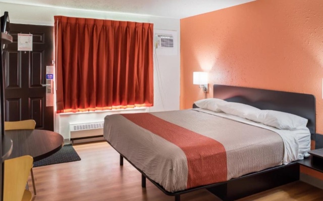 Motel 6 Fort St. John, BC