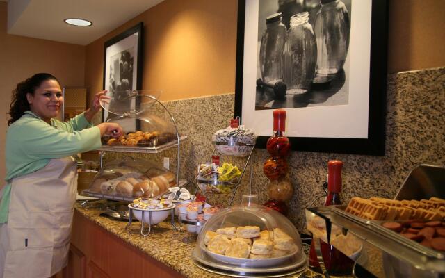 Hampton Inn & Suites Lathrop