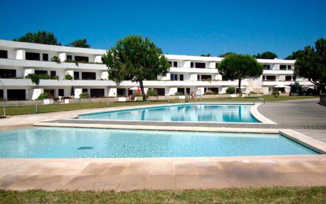 Private Lake Condo Apartment - Tróia