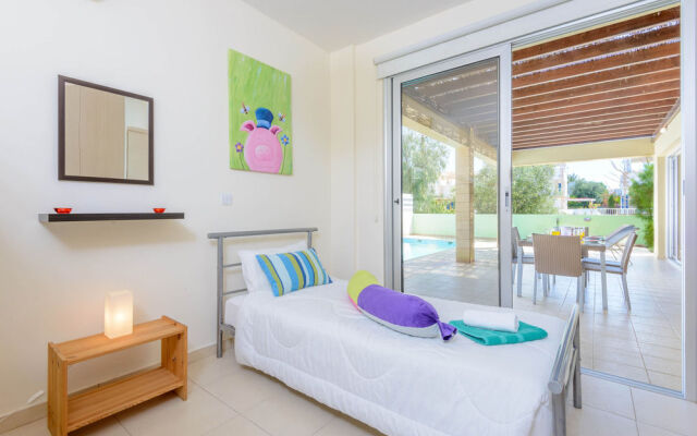 Konnos Beach Villa 3