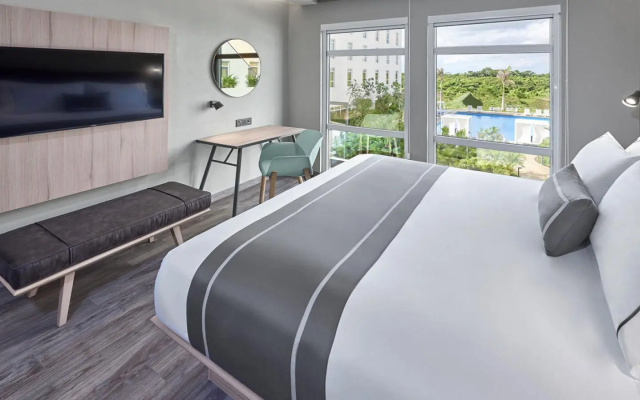 City Express Plus by Marriott Cancún Aeropuerto Riviera