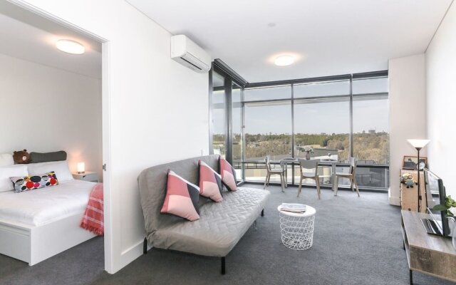 Highrise Apartment At Olympic Park