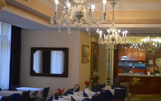 Hotel Pension Excellence