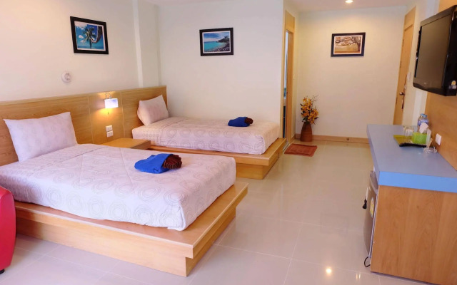 Patong Eyes Hotel