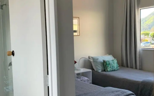The Villa - Hostel