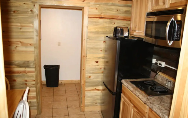 The Historic Wapiti Lodge