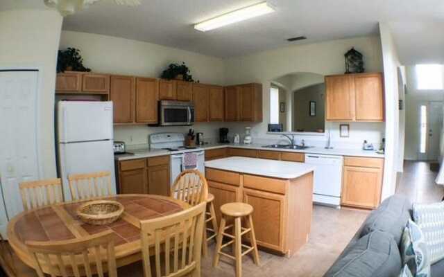 Kokomo 2749 Apartment 6 Bedroom