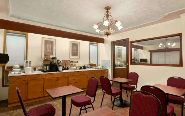 Travelodge by Wyndham Quesnel