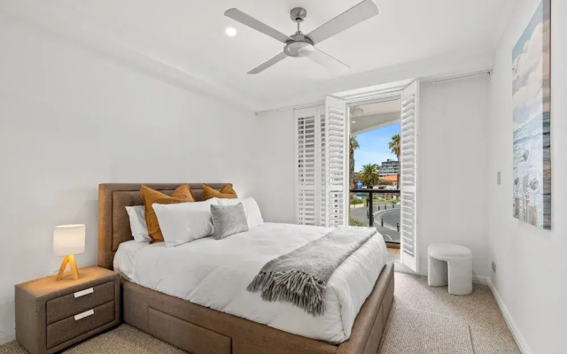 Scenic Beachside 3-bedroom With Water Views