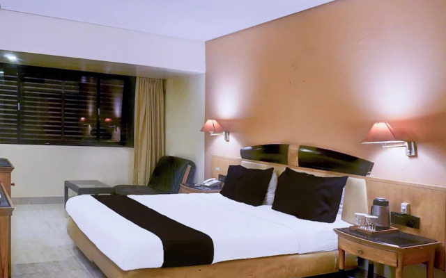 Premium Room Near Pataleshwar Temple, Pune