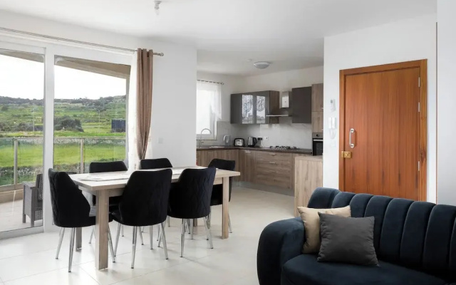 Sunlit Modern Home Country Views Xemxija