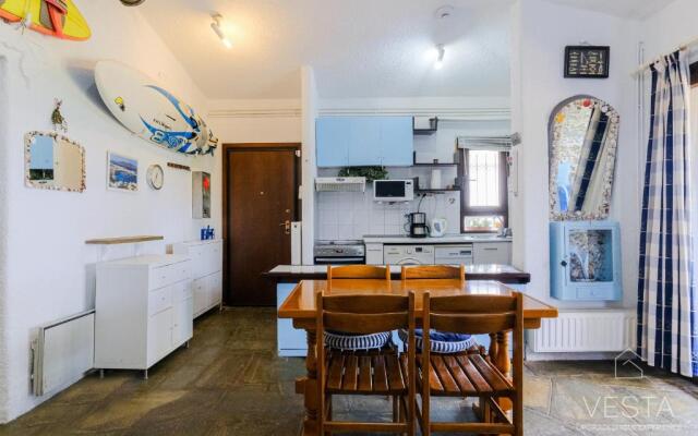 Pine Forest & Sea Retreat - 2 bedroom Apartment