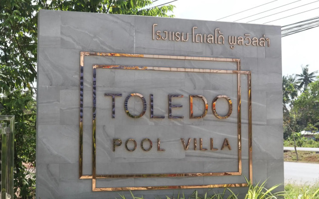Toledo Pool Villa