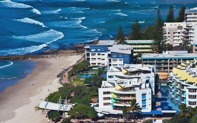 Rolling Surf Resort