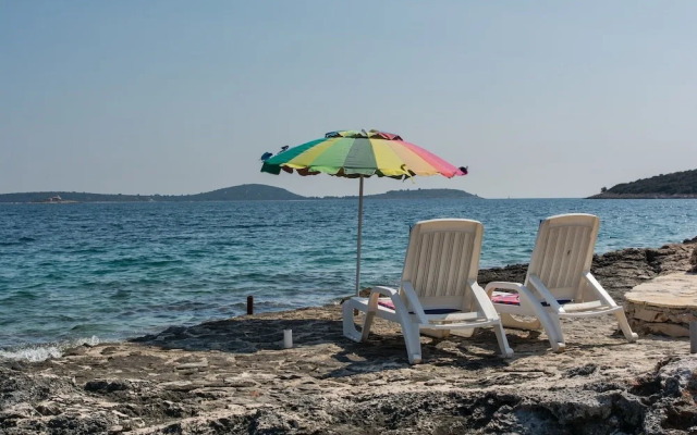 Slobodna - 20 From Beach - H