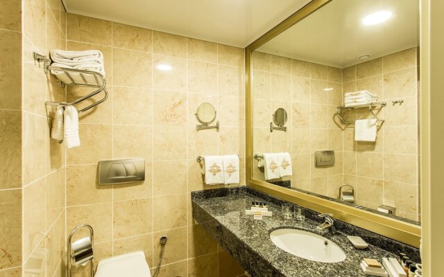 Golden Mir Hotel & Spa
