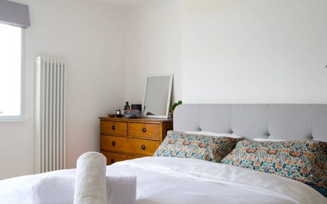 Bright And Stylish 1 Bedroom Apartment In London Fields