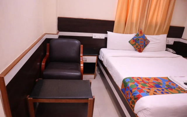 Smilestay Sairam Residency