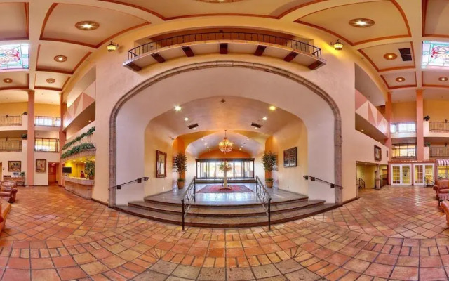 Barcelona Suites Albuquerque