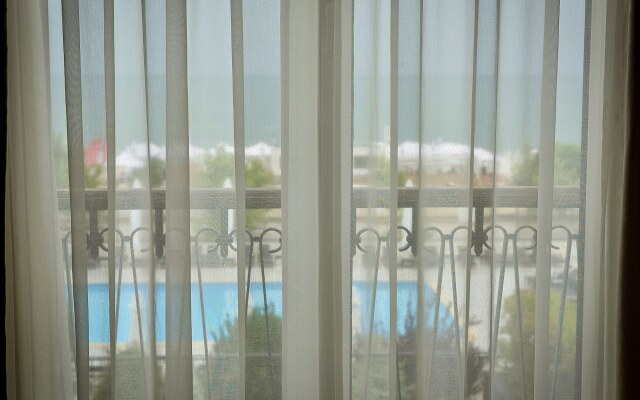 Iaki Hotel